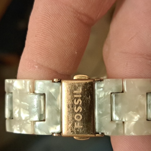 Watch - Picture 2 of 3